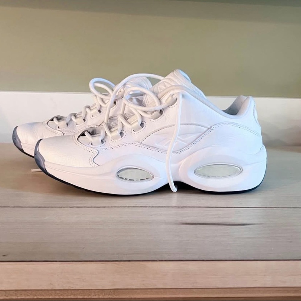 Mens Reebok Iverson Question Low White Clear Blue Sole Basketball Sneaker Size 9